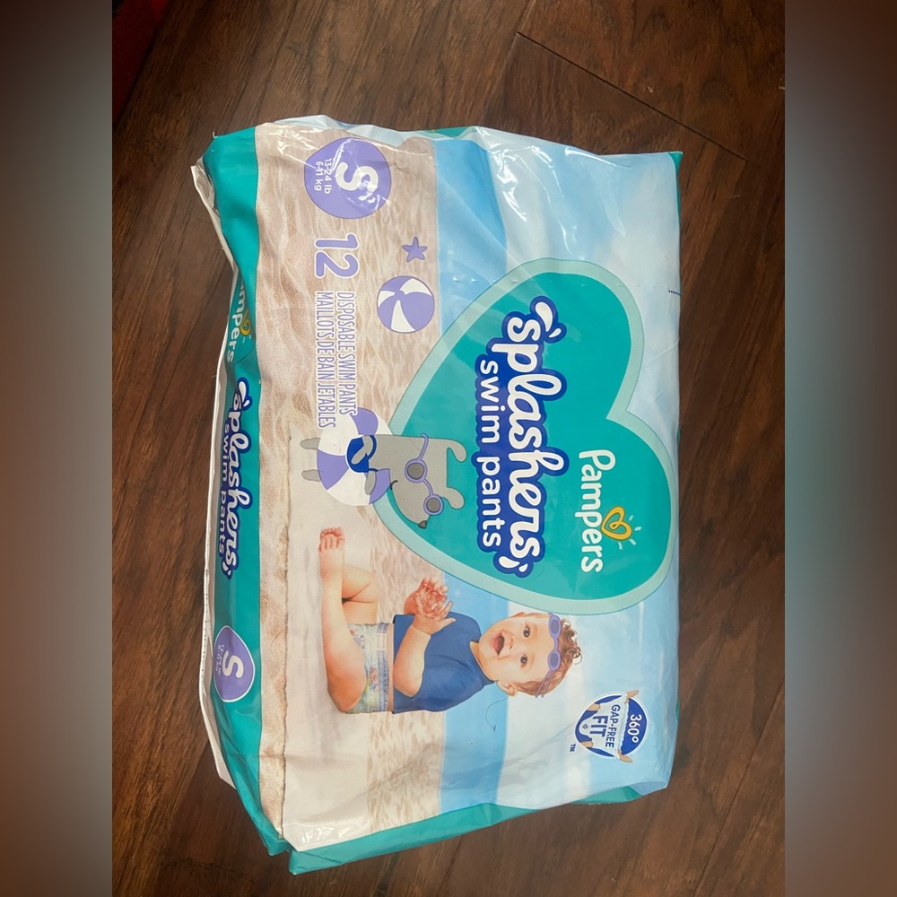 Pampers swim diapers